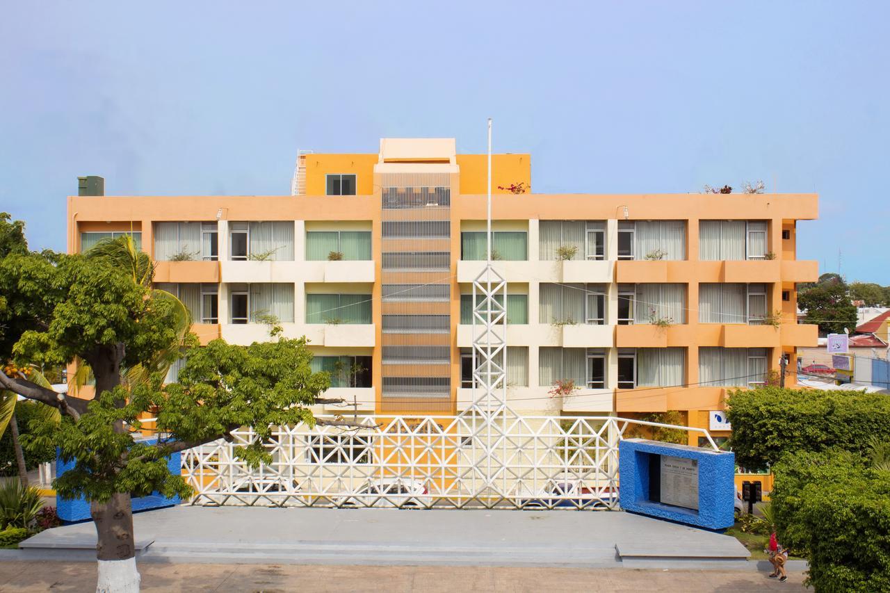 Hotel Del Parque Ciudad del Carmen Luaran gambar